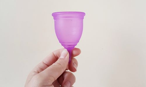 How to Safely Remove a Menstrual Cup Without Spillage